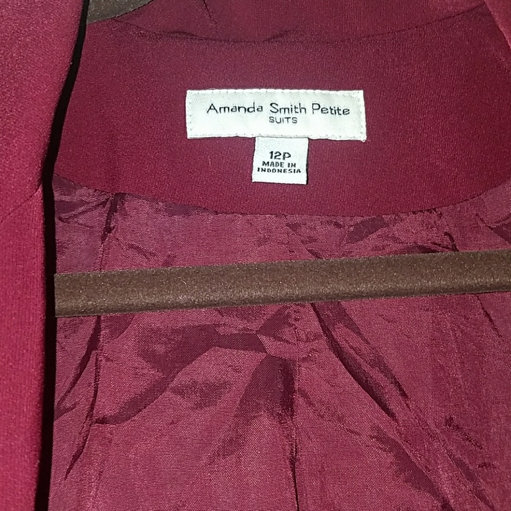 Blazer - Picture 2 of 2